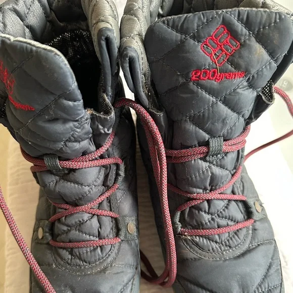 Columbia snow boots, size 9.5 - Picture 8 of 9